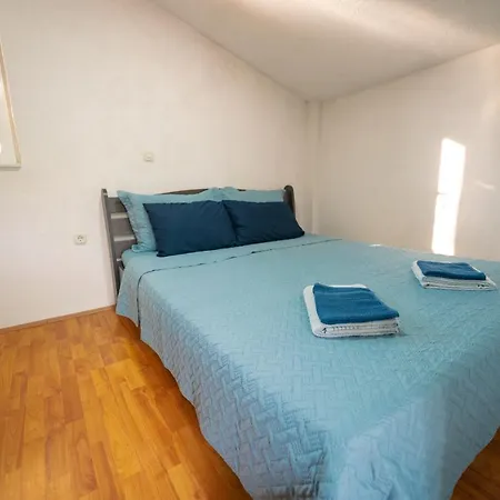 Apartment Bezho *