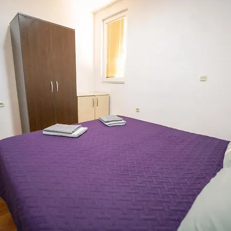 Apartment Bezho *