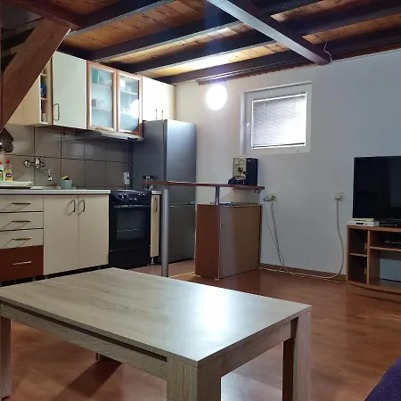 Bezho Apartment